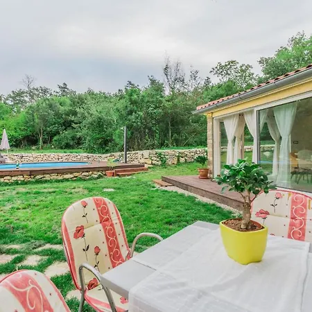 Cozy Nevia With Private Pool In Labin Near Rabac